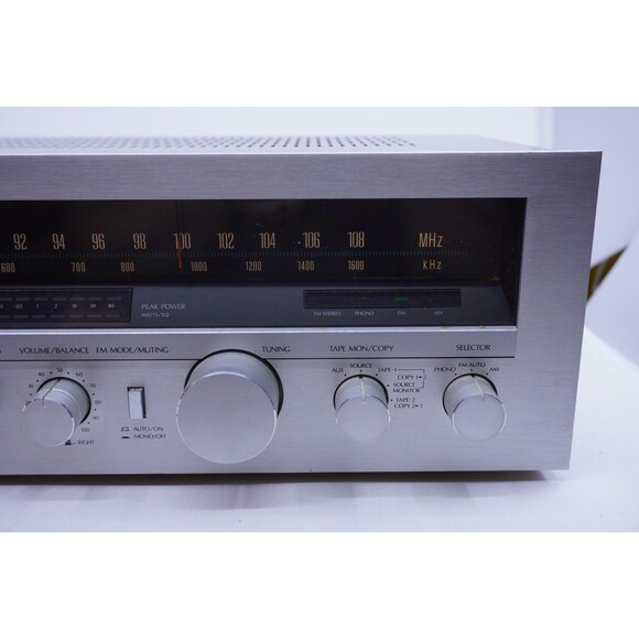 Vintage Sansui R-70 65W Stereo Hi-Fi-Receiver Tested Working Audio Equipment - Picture 4 of 10